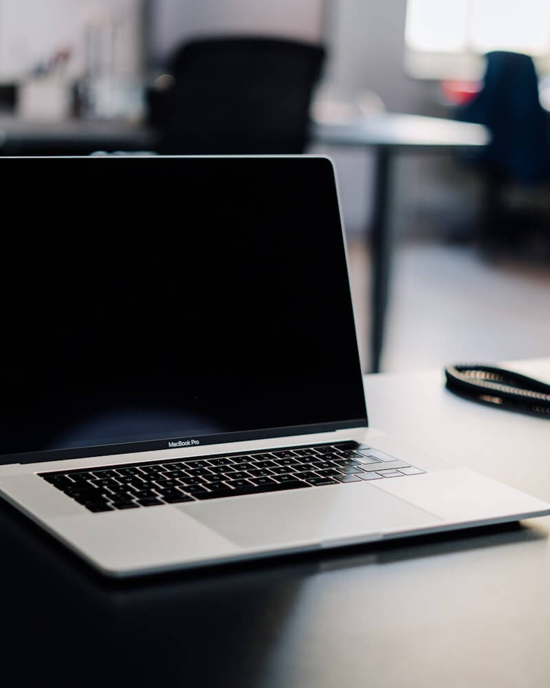 Computador portátil listo para una evaluación a distancia